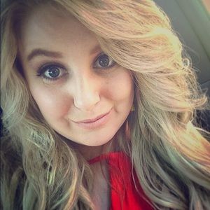 Meet your Posher, Paige